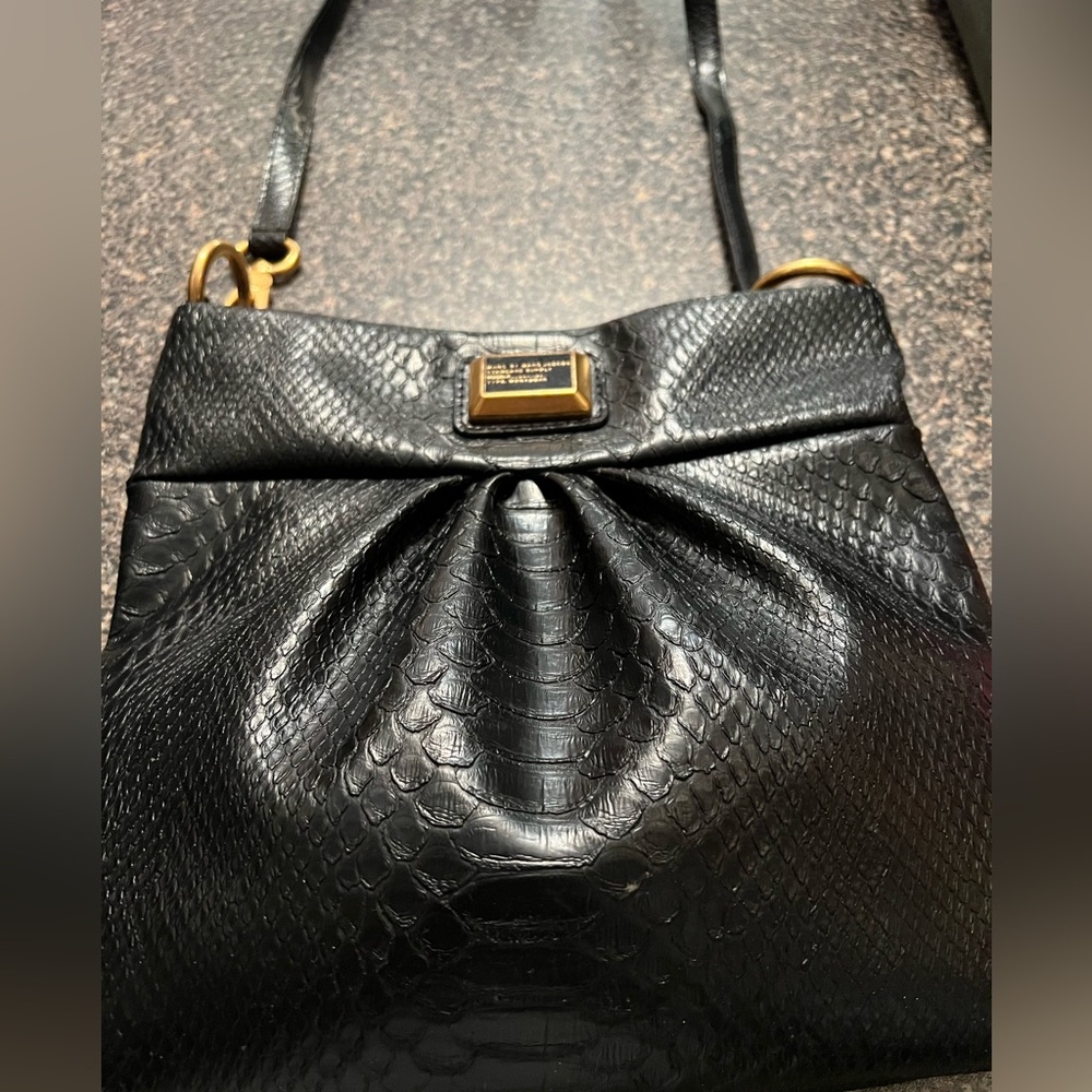 Marc by Marc Jacobs leather crossbody snack pattern